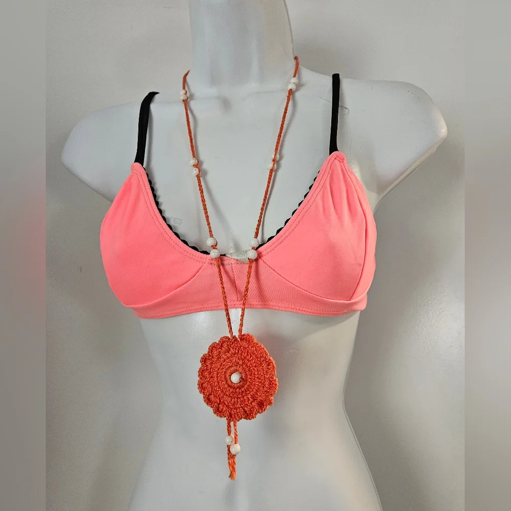 HANDMADE CROCHET Orange Necklace - Picture 4 of 4